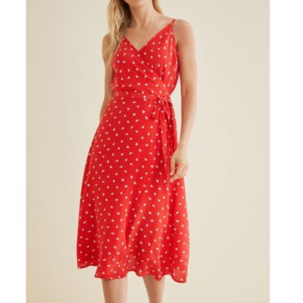 Amour Vert Varden Silk Wrap Dress